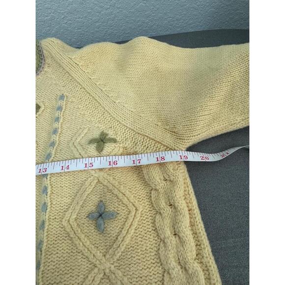 Sportworld Butter Wool Button Front Embroidered Patterns Long Sleeve Cardigan L - Picture 6 of 7